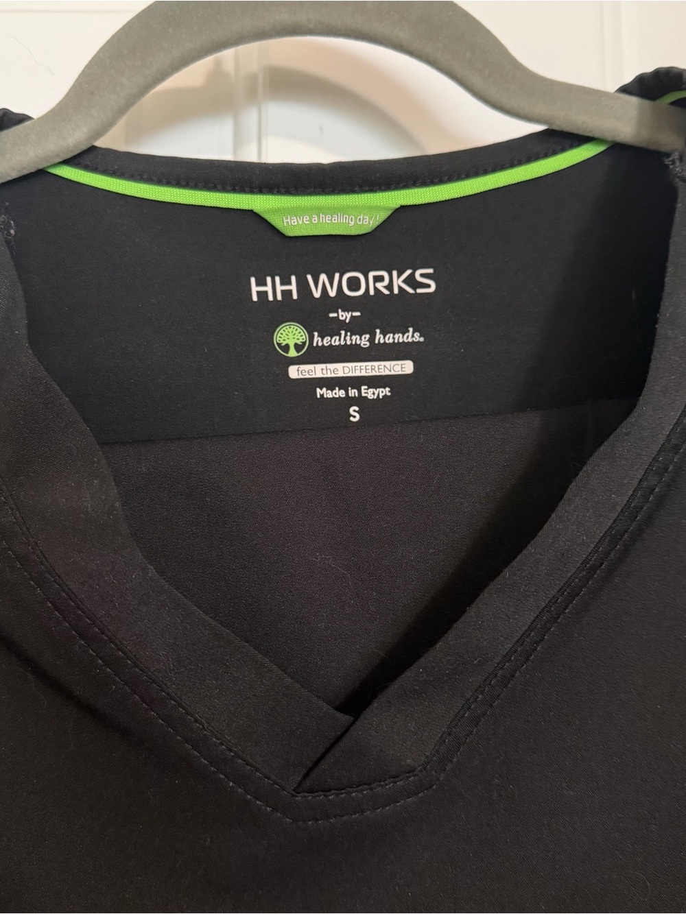 Healing Hands Black V-Neck Scrubs Set